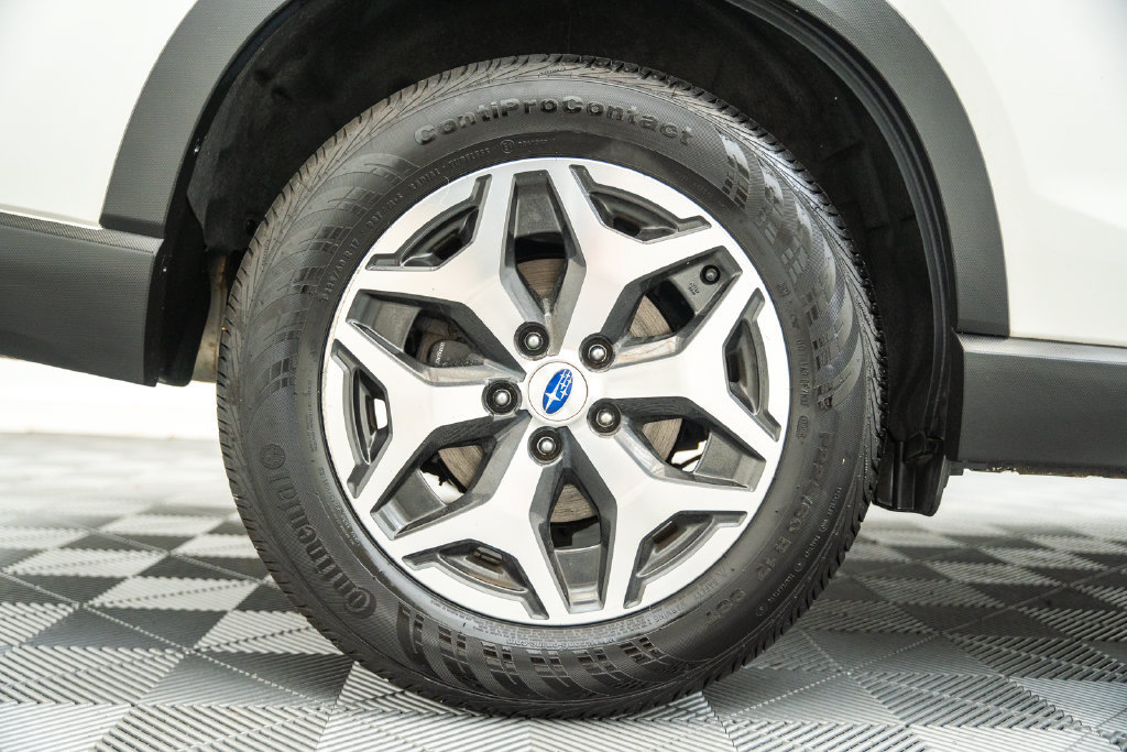 Used 2020 Subaru Forester Premium AWD/4WD image 19