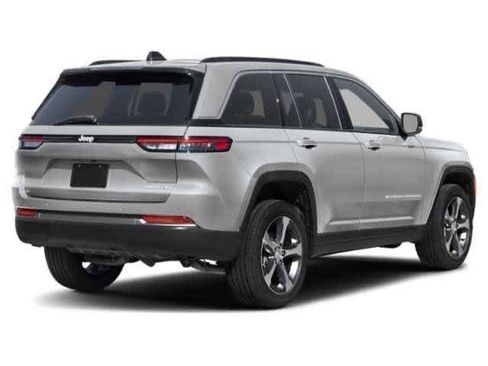 New 2026 Jeep Grand Cherokee Laredo X AWD/4WD image 2