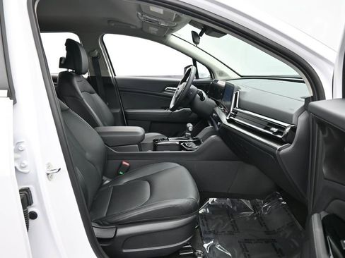 Used 2024 Kia Sportage EX AWD/4WD image 33
