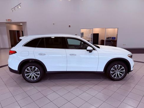 Used 2024 Mercedes-Benz GLC 300 GLC 300 BURMESTER/CARPLAY/PARK image 13