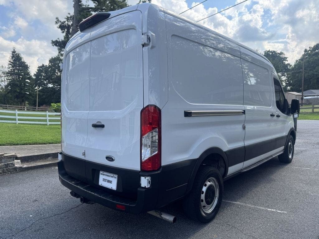 Used 2023 Ford Transit 250 Medium Roof RWD image 3