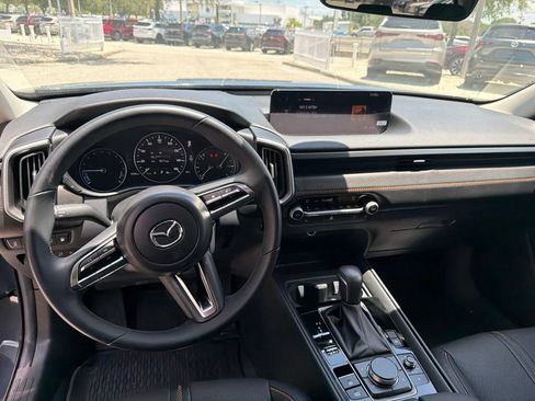 Used 2025 MAZDA CX-50 AWD 2.5 Hybrid w/ Weather Package image 13