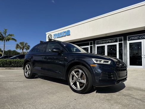 Used 2020 Audi Q5 2.0T Titanium Premium Plus w/ Premium Plus Package image 23