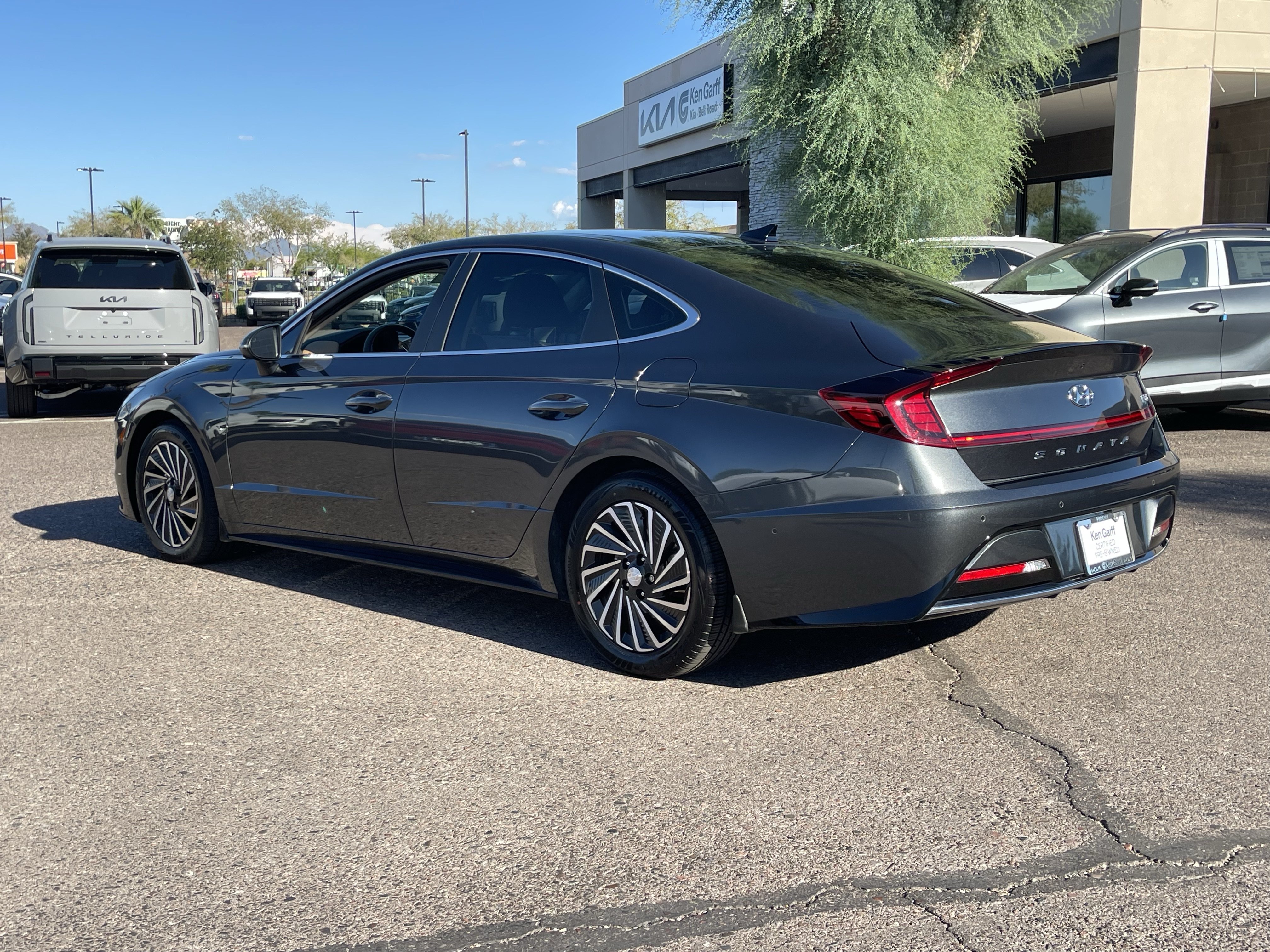 Used 2023 Hyundai Sonata Limited FWD image 5