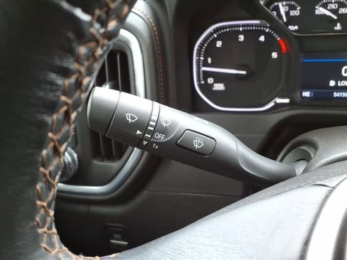 Used 2023 GMC Sierra 2500 AT4 image 32