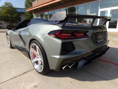 Used 2022 Chevrolet Corvette Stingray Premium Conv w/ Z51 Performance Package RWD image 8