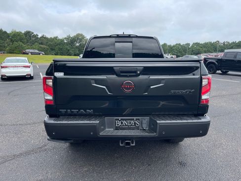 Used 2023 Nissan Titan PRO-4X w/ Pro-4x Convenience Package AWD/4WD image 15