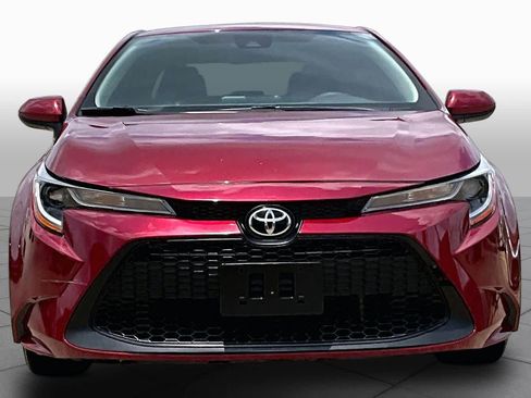 Used 2022 Toyota Corolla LE FWD image 3