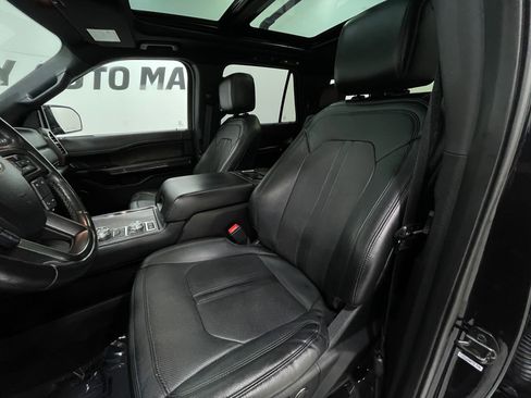 Used 2019 Ford Expedition Limited w/ Equipment Group 302A AWD/4WD image 14