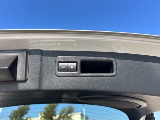 Used 2019 Lexus NX 300h AWD w/ Premium Package image 9