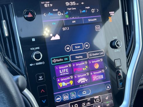 Used 2021 Subaru Outback Limited image 18