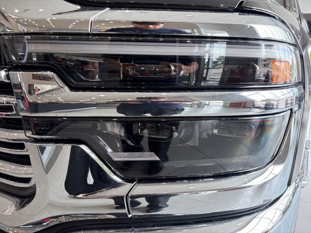 New 2026 RAM 2500 Laramie w/ Towing Technology Group AWD/4WD image 9