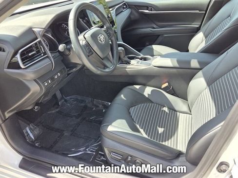 Used 2023 Toyota Camry SE w/ Convenience Package FWD image 8