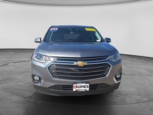 Used 2021 Chevrolet Traverse LT w/ LPO, Floor Liner Package AWD/4WD image 2