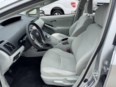 Used 2013 Toyota Prius Two FWD image 21