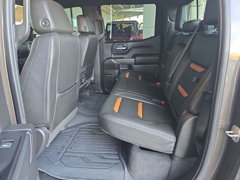 Used 2019 GMC Sierra 1500 AT4 image 32