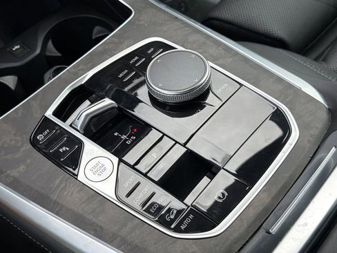 Certified 2025 BMW X5 xDrive40i AWD/4WD image 24