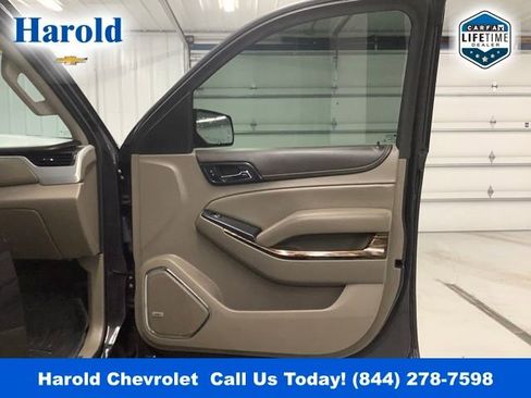 Used 2016 GMC Yukon SLT w/ Open Road Package image 11