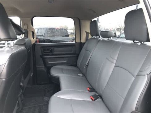 Used 2020 RAM 3500 Tradesman w/ Chrome Appearance Group image 26