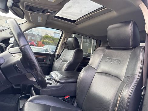 Used 2017 RAM 3500 Laramie w/ Convenience Group image 27