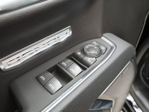 Used 2025 GMC Sierra 1500 Denali w/ Denali Reserve Package image 8
