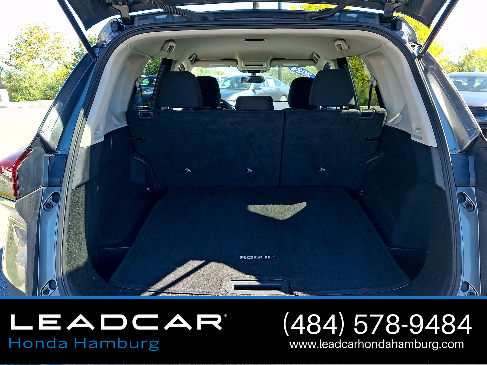 Used 2024 Nissan Rogue S AWD/4WD image 29