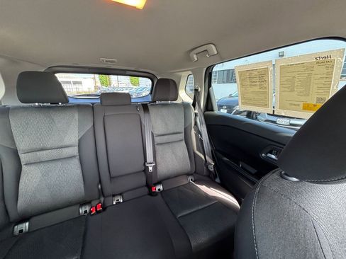 Used 2025 Nissan Rogue SV AWD/4WD image 39