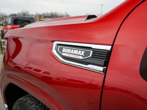 Used 2024 GMC Sierra 1500 SLT w/ SLT Premium Plus Package image 8