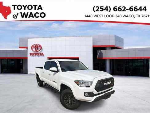 Used 2022 Toyota Tacoma SR5 RWD image 1