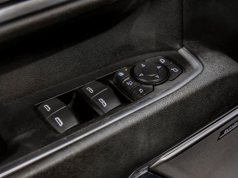 Used 2024 Chevrolet Silverado 2500 High Country w/ High Country Premium Package image 43