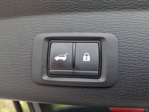 Used 2024 Mitsubishi Outlander SE AWD/4WD image 30