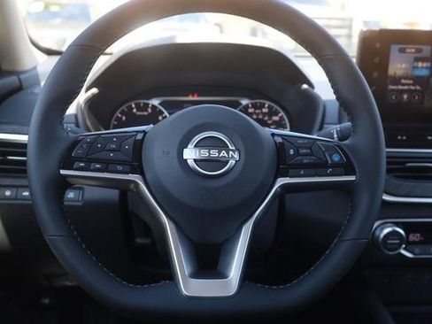 New 2026 Nissan Altima 2.5 SV w/ SV Premium Package FWD image 8