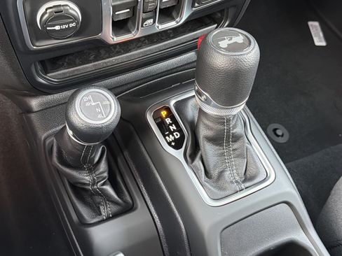 New 2026 Jeep Wrangler Unlimited Sport AWD/4WD image 21