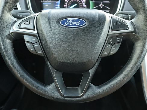 Used 2020 Ford Fusion SE FWD image 39