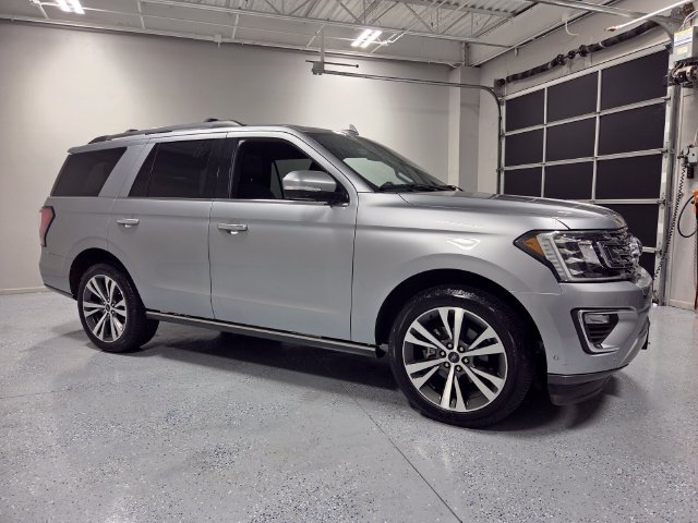 Used 2021 Ford Expedition Limited RWD image 2