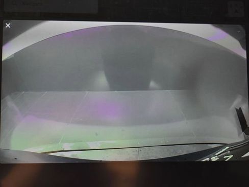 Used 2021 Tesla Model Y Long Range image 15