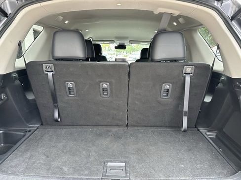 Used 2023 Honda Pilot EX-L image 6