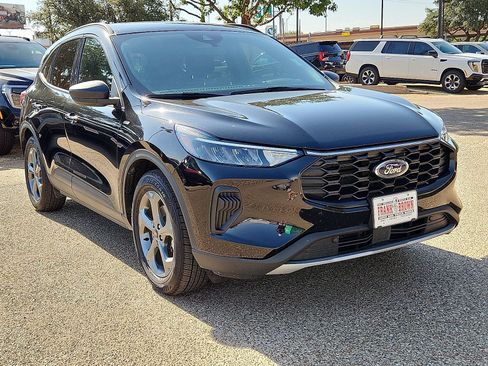 Used 2025 Ford Escape ST-Line FWD image 7