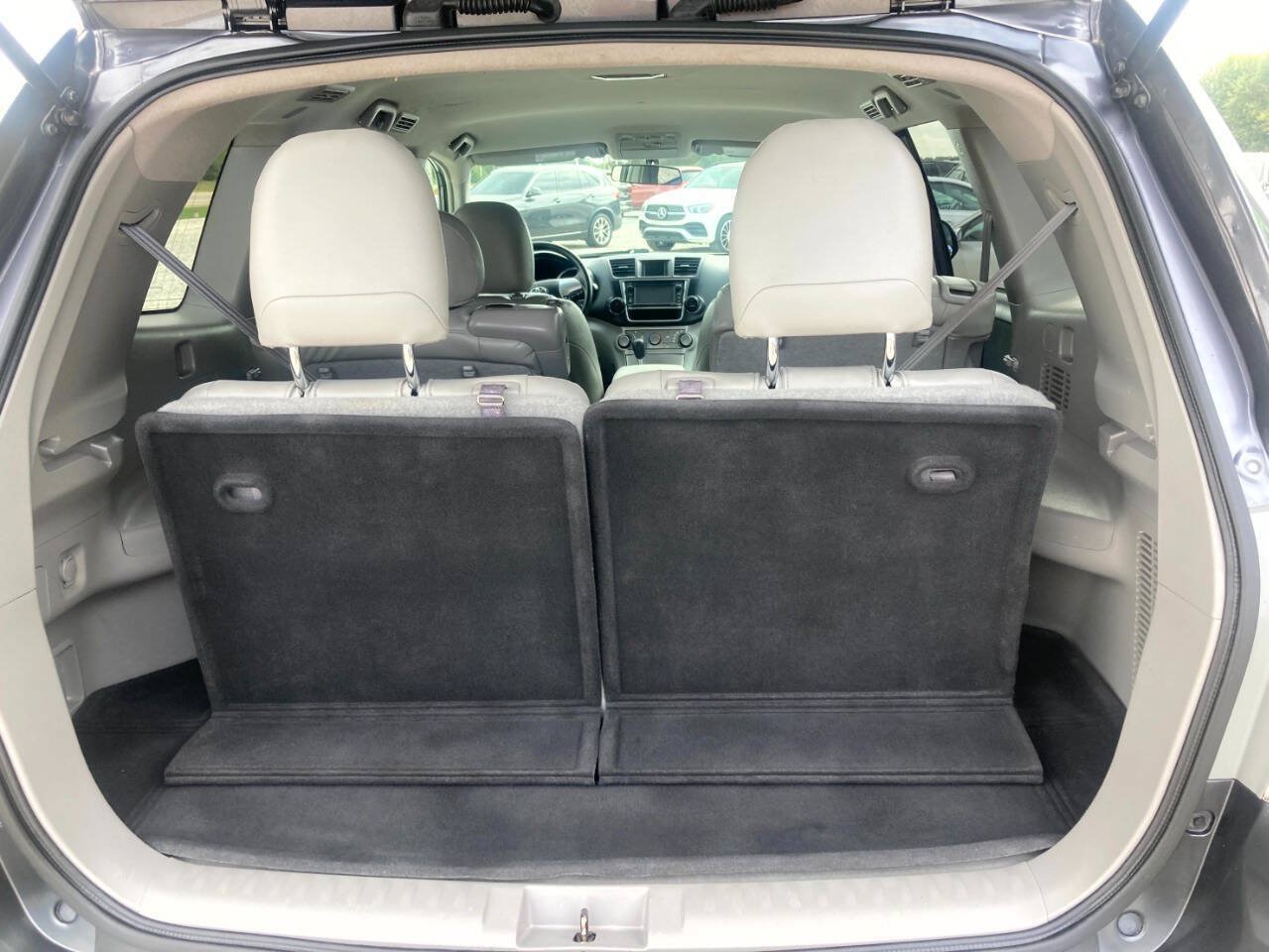 Used 2013 Toyota Highlander Plus FWD image 26