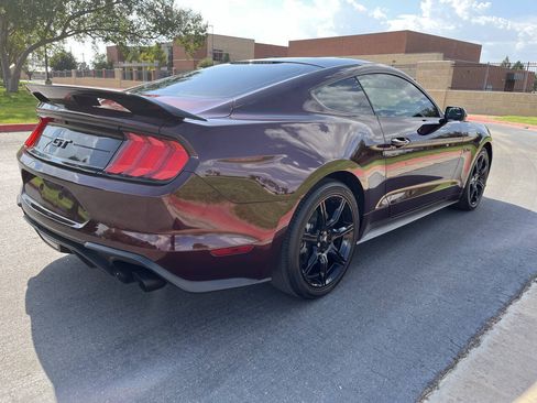 Used 2018 Ford Mustang GT w/ Black Accent Pkg RWD image 6