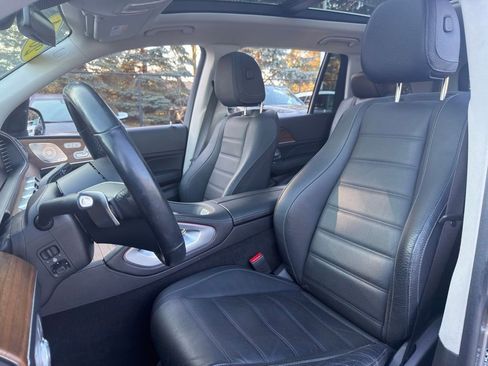 Used 2024 Mercedes-Benz GLS 450 4MATIC image 24