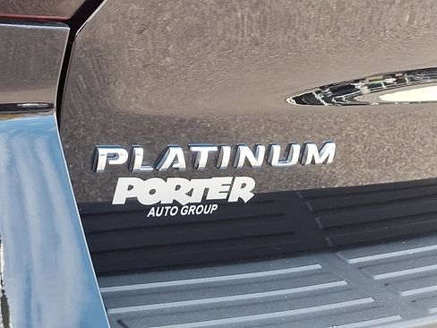 Certified 2024 Ford Expedition Platinum image 31