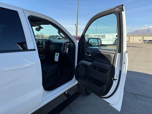 Used 2017 Chevrolet Silverado 1500 LTZ Z71 w/ LTZ Plus Package image 27