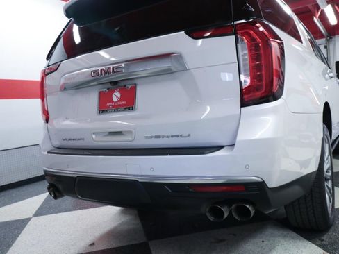 Used 2021 GMC Yukon XL Denali AWD/4WD image 44