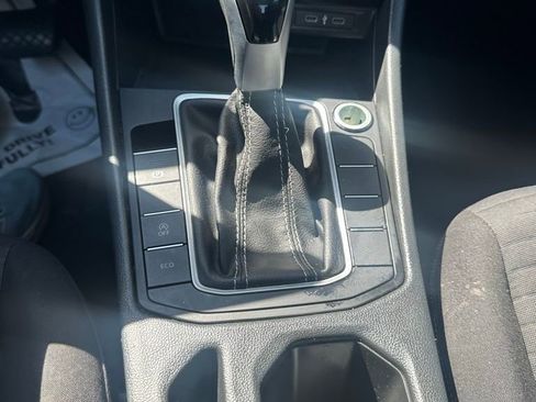 Used 2023 Volkswagen Jetta S image 9