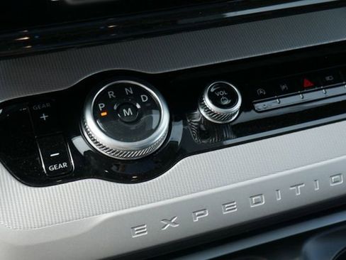 New 2026 Ford Expedition Active AWD/4WD image 24