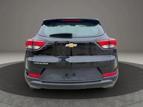 Used 2021 Chevrolet TrailBlazer LS FWD image 6