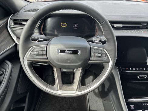 New 2026 Jeep Grand Cherokee L 4WD image 11