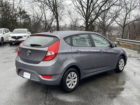 Used 2016 Hyundai Accent SE image 5