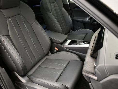 Used 2025 Audi Q5 Premium Plus w/ Premium Plus AWD/4WD image 48